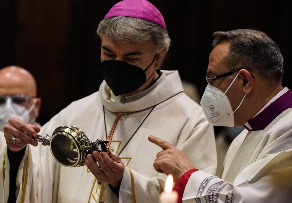 San Gennaro Ha Fatto Il Miracolo Oggi San Gennaro ha fatto il miracolo: l’annuncio è stato dato alle 10 in