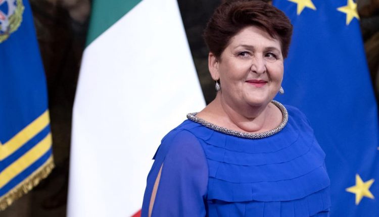 La viceministra Teresa Bellanova ad Ercolano per parlare di infrastrutture e mobilità