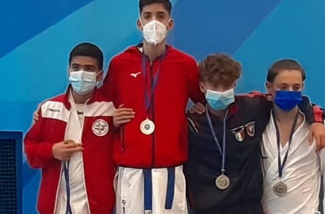 E’ Luigi Pignatiello il nuovo campione regionale di karate, che corre per i campionati italiani della sua categoria