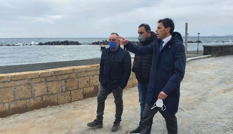 Il Porto Borbonico a Ercolano, il sindaco Buonajuto: “Proseguono i lavori al Molo Borbonico, presto potremmo pedonalizzare l’intera area”