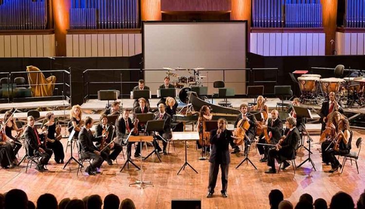 “Napoli/Vienna”, la Nuova Orchestra Scarlatti è di scena al Galoppatoio Reale della Reggia di Portici