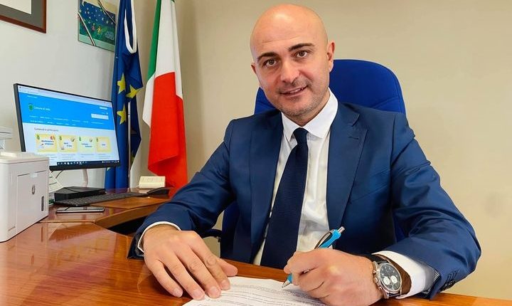 A Volla il sindaco Di Costanzo nomina la nuova Giunta, tra gli assessori anche Domenico Perdono