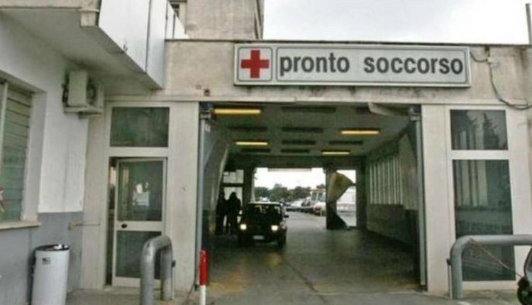 Al quotidiano Metropolis arriva la Usb coi filmati hot: sesso in ospedale, denunciati medico e infermiera