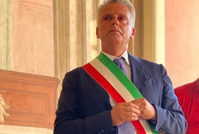 A Ottaviano, si dimette il sindaco Capasso: per lui corsa al Parlamento con Insieme per il Futuro di Luigi Di Maio