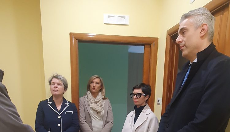 La Commissione Europea in visita al Centro antiviolenza Maria, realizzato in beni confiscati alla criminalita’. Il sindaco Zinno: “Le nostre best practice diventano un modello da esportare”