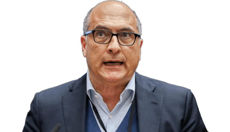 QATARGATE – Dopo una notte in carcere l’europarlamentare Andrea Cozzolino va ai domiciliari