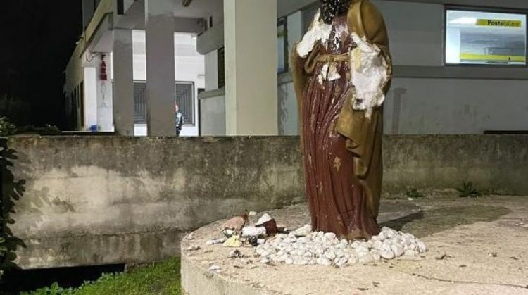 A Tufino, danneggiata la statua di San Bartolomeo: i Carabinieri denunciano un 27enne egiziano