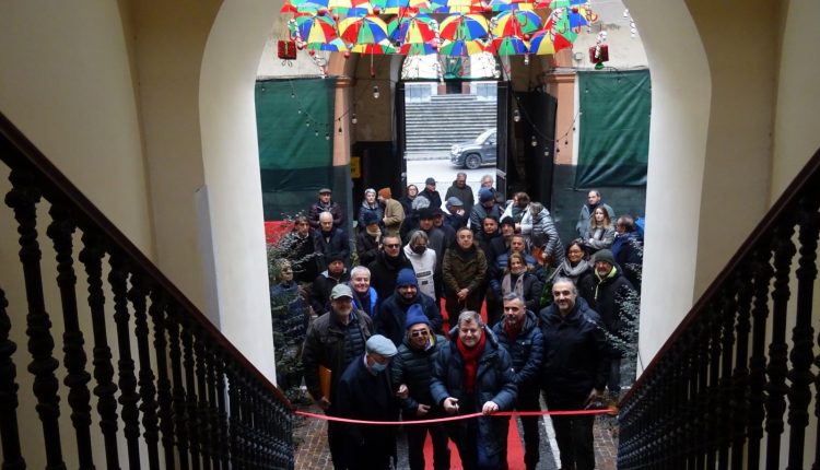 Inaugurata la mostra di foto devozionali su San Sebastiano, fino al 31 gennaio, nella sede storica del Municipio