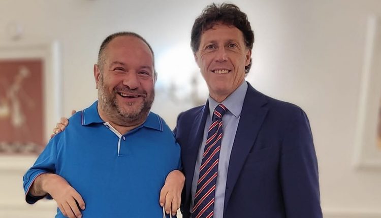 A Portici i familiari dei disabili defunti usano ancora i permessi per la sosta: Francesco Portoghese e il sindaco Cuomo in campo per la legalità