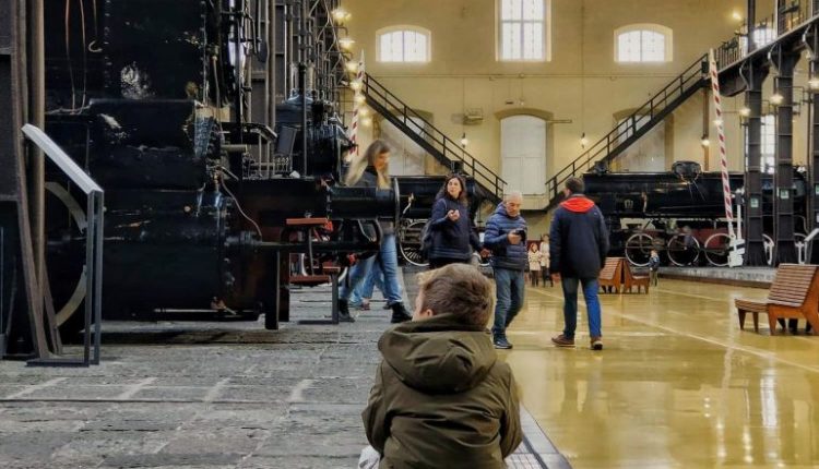 Nuova iniziativa al Museo Nazionale Ferroviario di Pietrarsa per rendere i suoi spazi sempre più aperti e fruibili ai più piccoli attraverso attività coinvolgenti, istruttive e divertenti