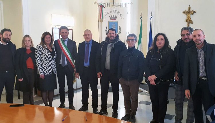 A Ercolano, nasce il Distretto del Commercio “Ercole dal Vesuvio al Mare”, sottoscritto il protocollo tra Comune e Associazioni di Categoria