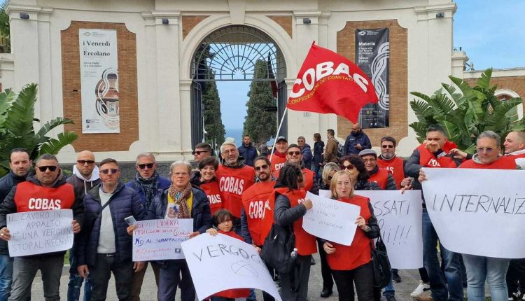 Protesta agli scavi: i lavoratori addetti all’accoglienza incrociano le braccia contro il nuovo bando