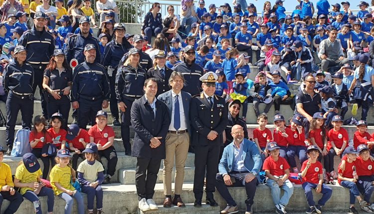 A San Giorgio a Cremano, “Insieme in…strada”, il percorso di educazione stradale realizzato dalla Polizia Municipale e rivolto agli alunni delle scuole primarie