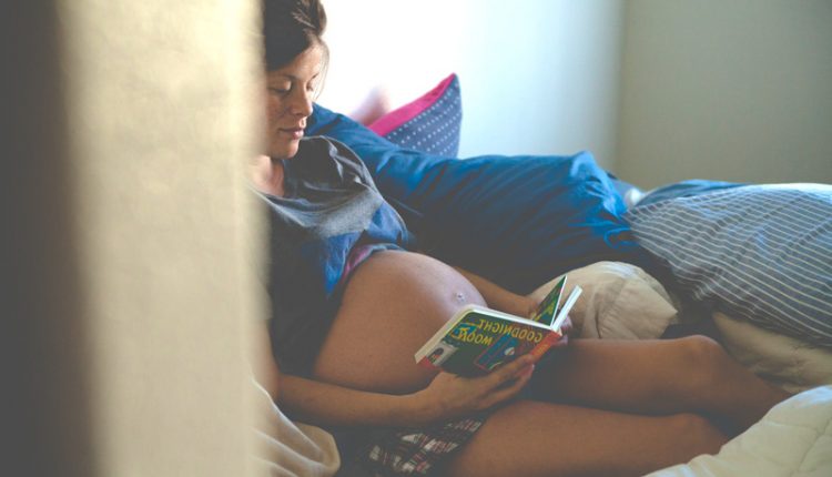 A San Giorgio a Cremano “i libri letti al pancione”: incontro di formazione e condivisione per mamme in attesa e neomamme