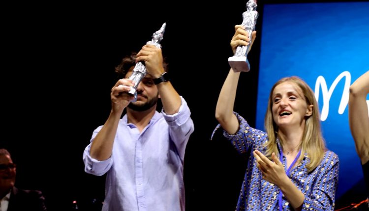 Luca Bruno e Marianna Folli vincono il Premio Massimo Troisi. Successo di pubblico e tanti vip per la serata finale