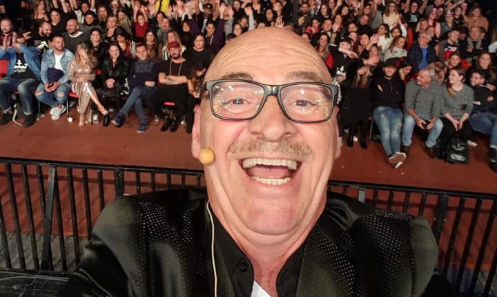 Angelo Di Gennaro al Teatro Mediterraneo per festeggiare i 40 anni di carriera