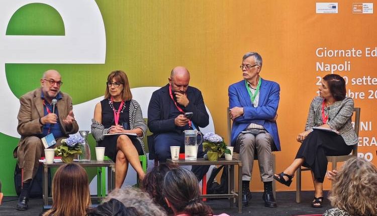 Dispersione scolastica a Napoli, segnalazioni da meno di cento a più di mille