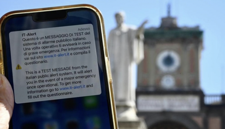 EMERGENZA TERREMOTI – La truffa corre sul cellulare, non aprire il messaggio di allerta