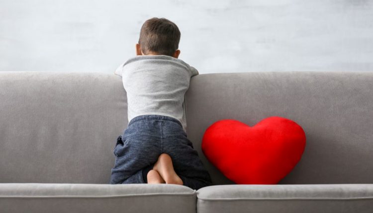 Sono finiti i fondi della Regione, i centri sospendono le prestazioni sanitarie ai bimbi autistici