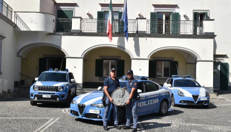 Gli agenti di Polizia di Torre del Greco ritrovano l’effigie in bronzo con rilievo dell’eroico questore di Fiuggi Giovanni Palatucci trafugata
