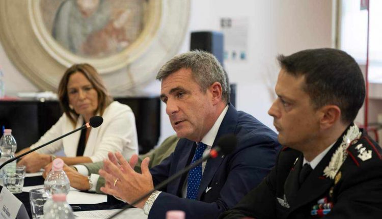 Presentata a Nola l’attuazione della convenzione stipulata tra il CNDCEC e l’Arma dei carabinieri per dibattere di Antiriciclaggio e Autoriciclaggio