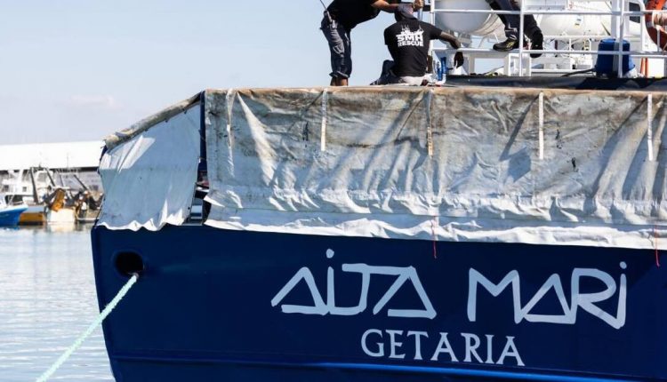 La Aita Mari sbarcherà a Napoli e non più a Genova: la nave dell’Ong spagnola arriverà oggi 14 ottobre alle 18