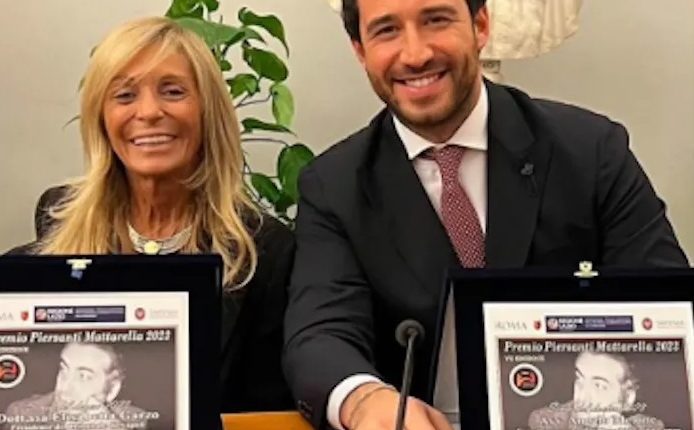 Il Premio alla memoria di Piersanti Mattarella alla Presidente del Tribunale di Napoli Elisabetta Garzo, a Sergio Costa, a Leoluca Orlando e al Console Melone