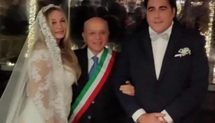 Piera Penta e Fernando Farroni sposi: cerimonia intima officiata dal prof. Angelo Montemarano