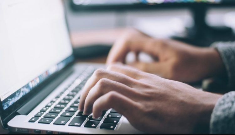 Le recensioni negative sul web, l’ultima frontiera del pizzo: la denuncia del responsabile del nuovo punto Fai di Napoli