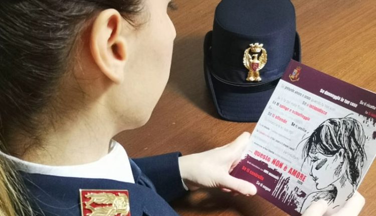 San Giorgio a Cremano, la polizia incontra gli studenti per l’educazione sulla violenza di genere