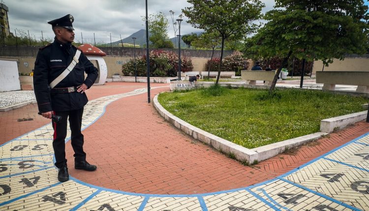 Orrore a San Giorgio a Cremano, tredicenne pestato da venti ragazzi. La condanna del sindaco Zinno