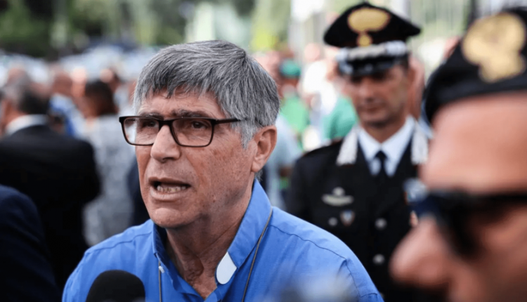 Il Governatore De Luca ironizza su don Patriciello e lo chiama “Pippo Baudo dell’area Nord”, è polemica sui social
