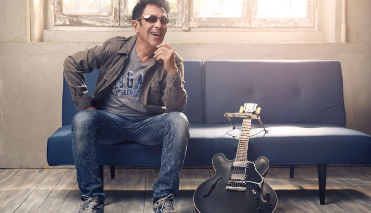 UNICA DATA IN CAMPANIA –  Edoardo Bennato annuncia un concerto speciale a Napoli: all’Arena Flegrea il 20 settembre