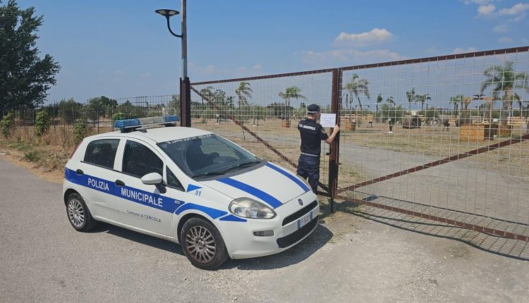 Un’area abusiva adibita ad eventi sequestrata dai vigili urbani a Cercola, il plauso del sindaco Biagio Rossi