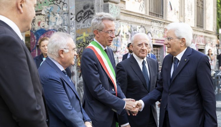 L’omicidio di Siani 40 anni fa, il monito del Presidente Mattarella, il fratello Paolo: “Dimenticarlo sarebbe ucciderlo un’altra volta”