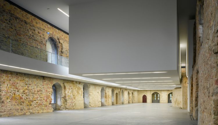 Recupero edifici esistenti, due archistar spagnole a Napoli il 25 settembre “Architettura in Spagna. Tra memoria e innovazione”, all’Archivio di stato talk promosso dall’Ordine degli architetti napoletani con Fuensanta Nieto ed Elisa Valero