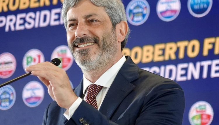 Roberto Fico è il nuovo Governatore della Campania, stravince il Pd con l’ex sindaco di San Giorgio che tira la volata con quasi 40 mila preferenze