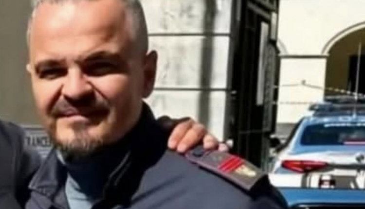 Poliziotto morto, lutto cittadino a Torre del Greco: domani i funerali di Aniello Scarpati, aperta la camera ardente
