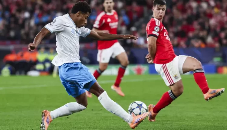 Passo indietro del Napoli in Champions: Mourinho batte Conte, il Benfica vince 2-0