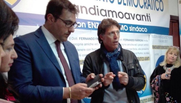 Portici verso il voto di primavera non è solo un laboratorio politico ma anche un ring dove si scontrano vecchi e nuovi nemici e si regolano conti in sospeso