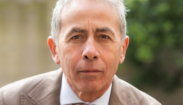 ELEZIONI A SOMMA VESUVIANA 2026 – Dopo l’autocandidatura Peppe Nocerino si difende da un manifesto affisso in città: “Somma Vesuviana merita innanzi tutto rispetto”