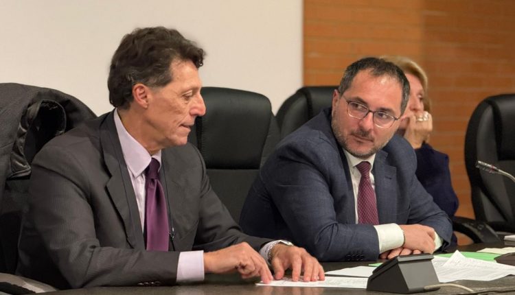 Sviluppo turistico e diritto al mare: il 30% delle spiagge sarà libero e accessibile. La decisione dopo un incontro tra Enzo Mario, Enzo Cuomo e i sindaci dei comuni costieri della Campania