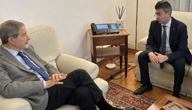 RISCHIO VESUVIO – Il parlamentare del Movimento 5 Stelle Alessandro Caramiello incontra il Ministro Musumeci