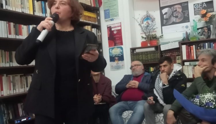 A “Pollena Trocchia Solidale” un bell’incontro sulla Palestina, contro tutte le guerre. Con Nassr Dallachi e Souzan Fatayer