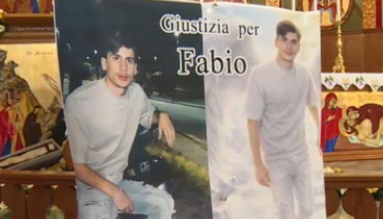 I funerali di Fabio Ascione, domani mattina alle 10:30 nella chiesa di Santi Pietro e Paolo: la svolta del prefetto e il pressing del sindaco Gaetano Manfredi