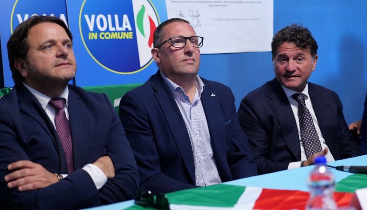 A Volla è divorzio tra Forza Italia e Fratelli d’Italia, Lino Donato rimanda al mittente le accuse di “avvicinamento” a Di Costanzo riguardo alle costruzioni in deroga