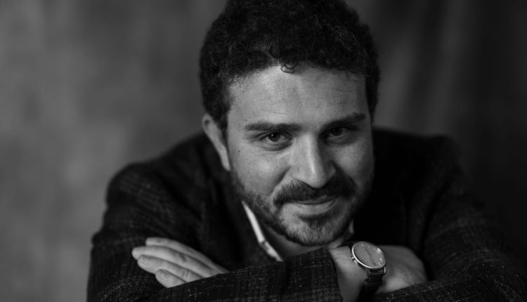 “Blu Oltremare. Esercizi di fenomenologia dell’amore”, l’esordio letterario di Antonio Porcelli: un diario delle emozioni che attraversa l’esperienza amorosa