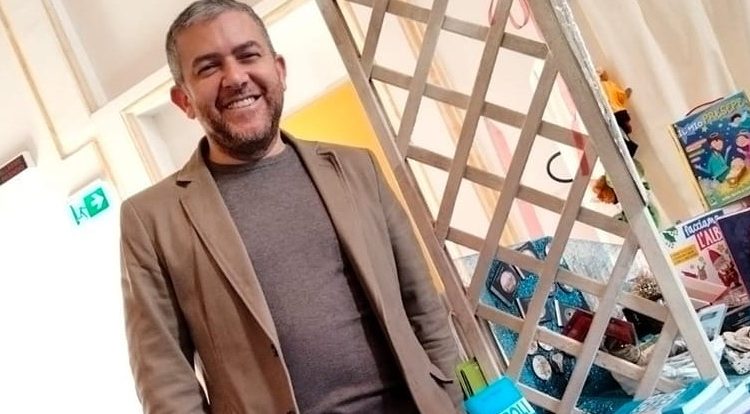 “La secessione di San Gennaro”, Napoli ai napoletani: Paolo Trapani, giornalista e scrittore vesuviano, torna in libreria con un libro tascabile, pubblicato nella collana “I Sorsi” della Giannini editore