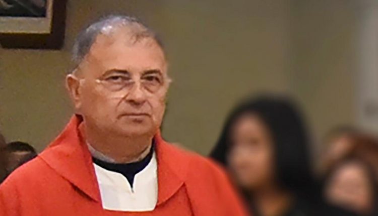 ABUSI SESSUALI – Il reato penale è stato prescritto, non quello civile: don Silverio Mura condannato in appello a risarcire Arturo Borrelli, vittima di abusi