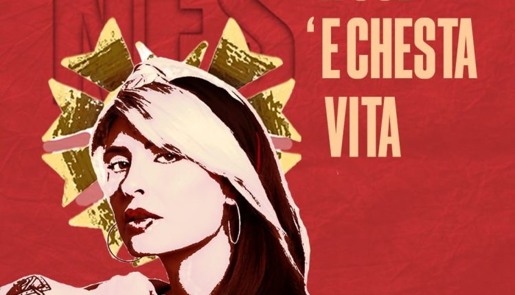 Ecco “A Sud e cheta vita” il primo album della cantautrice Nes, al secolo Carmela Saccone